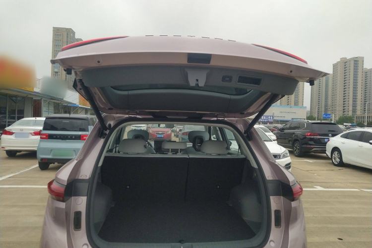 Used Bestune Yueyi 03 2025 565km Premium Edition Trunk