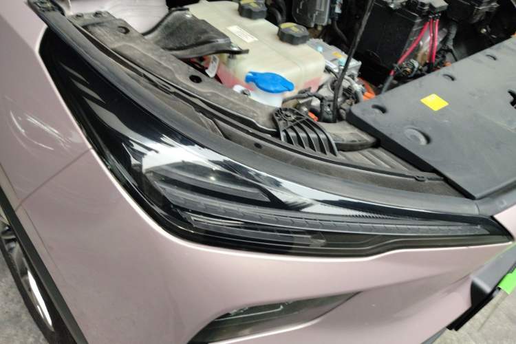 Used Bestune Yueyi 03 2025 445km Joyful Edition Right Front Headlight