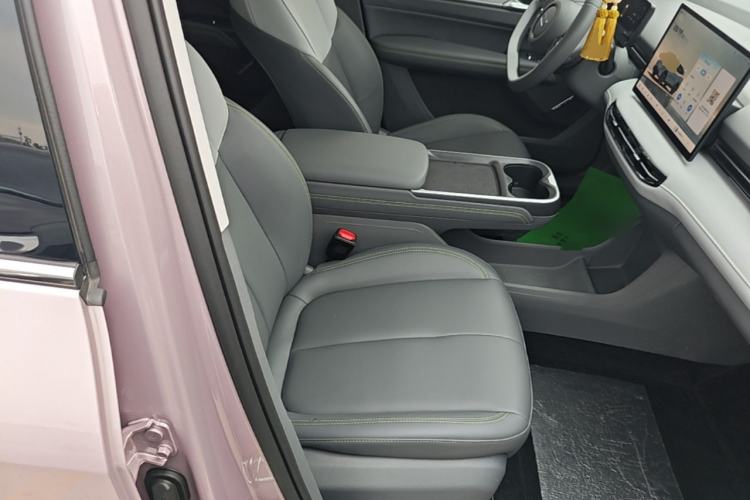 Used Bestune Yueyi 03 2025 445km Joyful Edition Right Front Seat