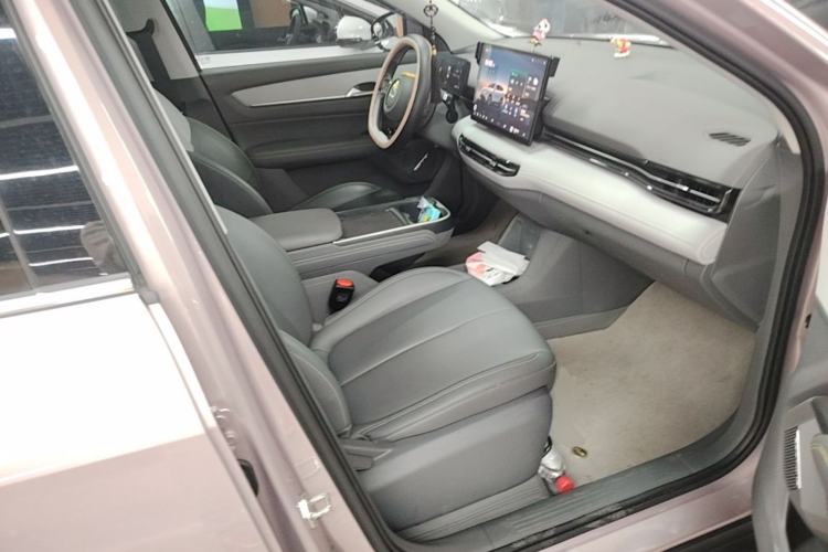 Used Bestune Yueyi 03 2025 445km Joyful Edition Right Front Seat