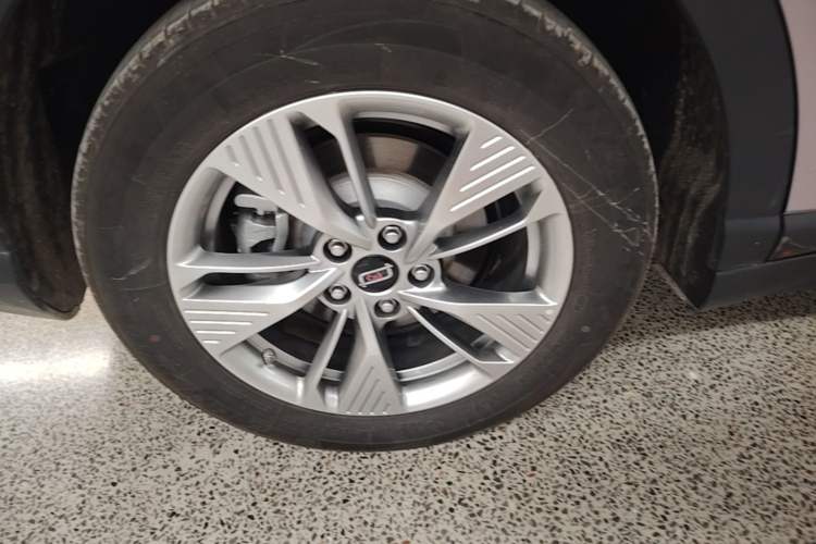 Used Bestune Yueyi 03 2025 445km Joyful Edition Right Rear Wheel Hub