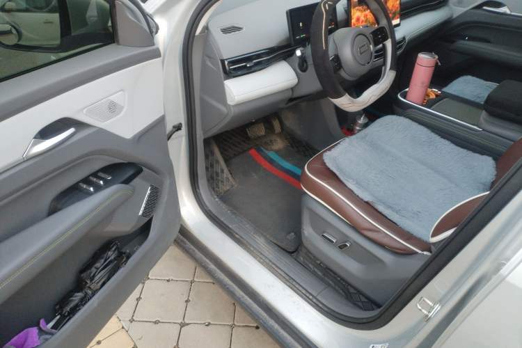 Used Bestune Yueyi 03 2025 445km Joyful Edition Driver Seat