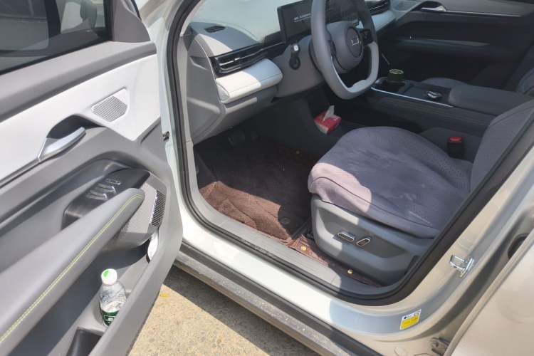 Used Bestune Yueyi 03 2025 445km Joyful Edition Driver Seat