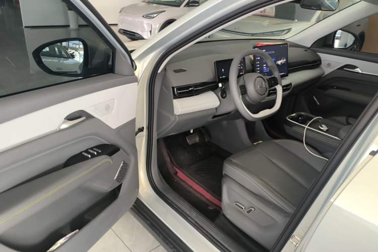 Used Bestune Yueyi 03 2025 565km Enjoy Edition Driver Seat
