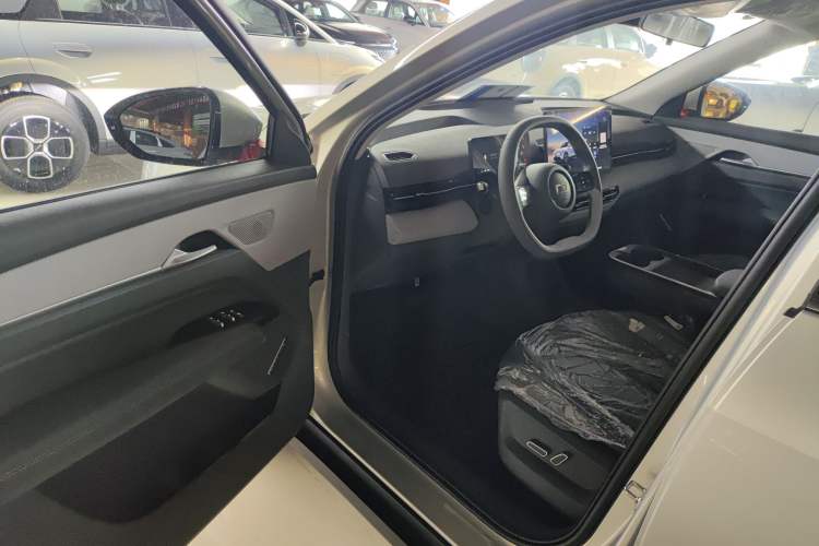 Used Bestune Yueyi 03 2025 565km Enjoy Edition Driver Seat