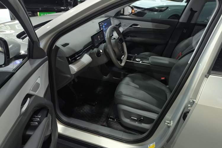 Used Bestune Yueyi 03 2025 565km Enjoy Edition Driver Seat