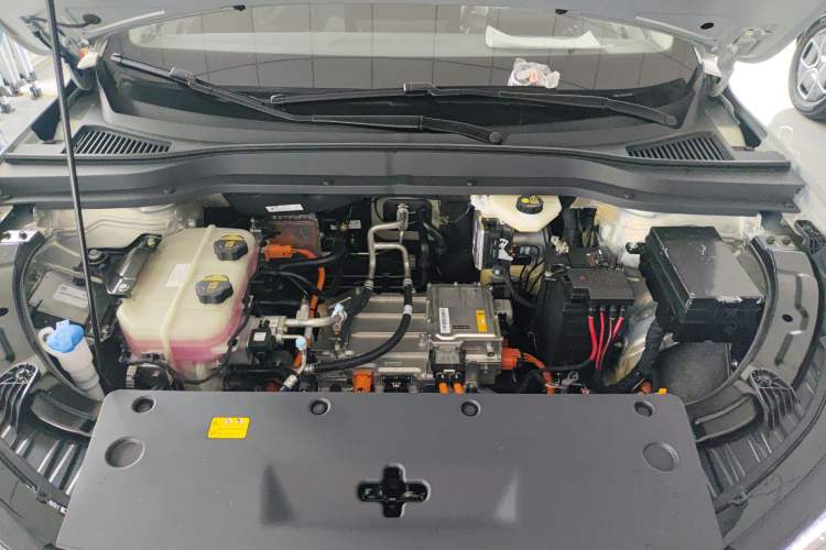 Used Bestune Yueyi 03 2025 565km Enjoy Edition Engine Bay
