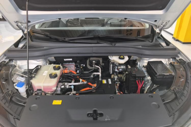 Used Bestune Yueyi 03 2025 565km Enjoy Edition Engine Bay