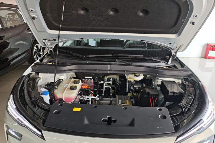 Used Bestune Yueyi 03 2025 565km Enjoy Edition Engine Bay