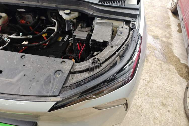 Used Bestune Yueyi 03 2025 445km Joyful Edition Engine Bay Left