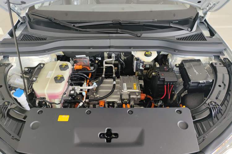 Used Bestune Yueyi 03 2025 565km Enjoy Edition Engine Bay