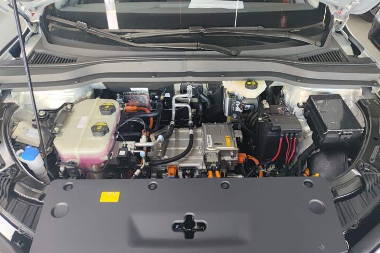 Used Bestune Yueyi 03 2025 565km Enjoy Edition Engine Bay