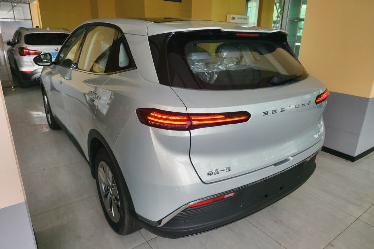 Used Bestune Yueyi 03 2025 445km Joyful Edition Exterior 2