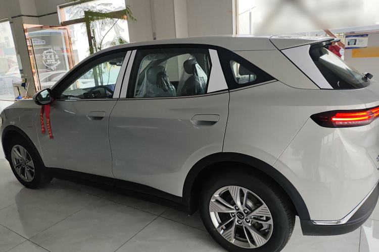 Used Bestune Yueyi 03 2025 565km Enjoy Edition Exterior 3
