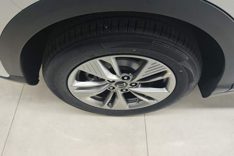Used Bestune Yueyi 03 2025 565km Enjoy Edition Exterior 8