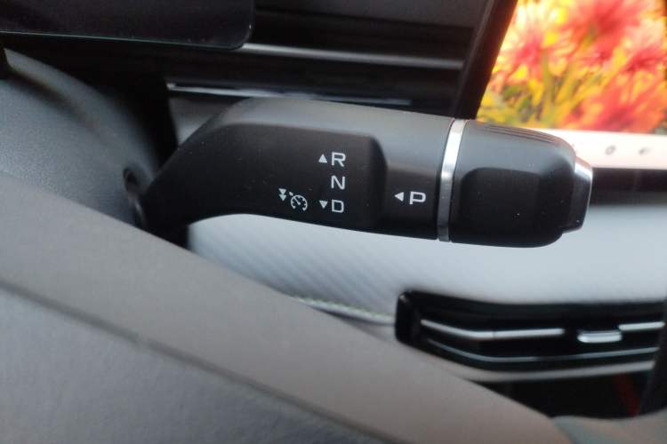 Used Bestune Yueyi 03 2025 445km Joyful Edition Gear Lever