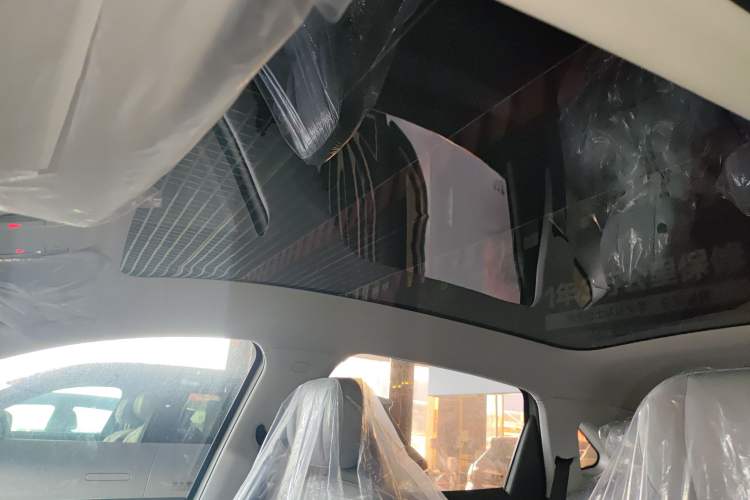 Used Bestune Yueyi 03 2025 565km Enjoy Edition Headliner