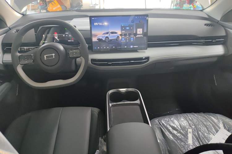 Used Bestune Yueyi 03 2025 565km Enjoy Edition Interior 2