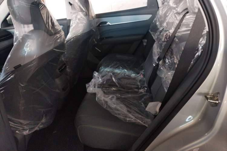 Used Bestune Yueyi 03 2025 565km Enjoy Edition Interior 4