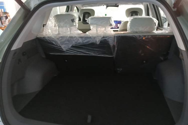 Used Bestune Yueyi 03 2025 445km Joyful Edition Interior 5