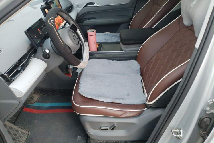 Used Bestune Yueyi 03 2025 445km Joyful Edition Left Front Seat
