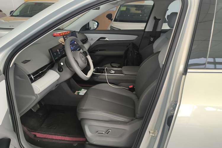 Used Bestune Yueyi 03 2025 565km Enjoy Edition Left Front Seat