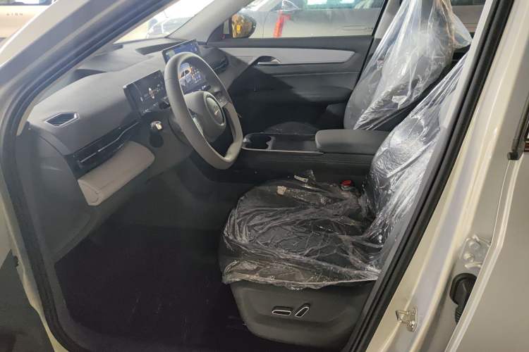 Used Bestune Yueyi 03 2025 565km Enjoy Edition Left Front Seat