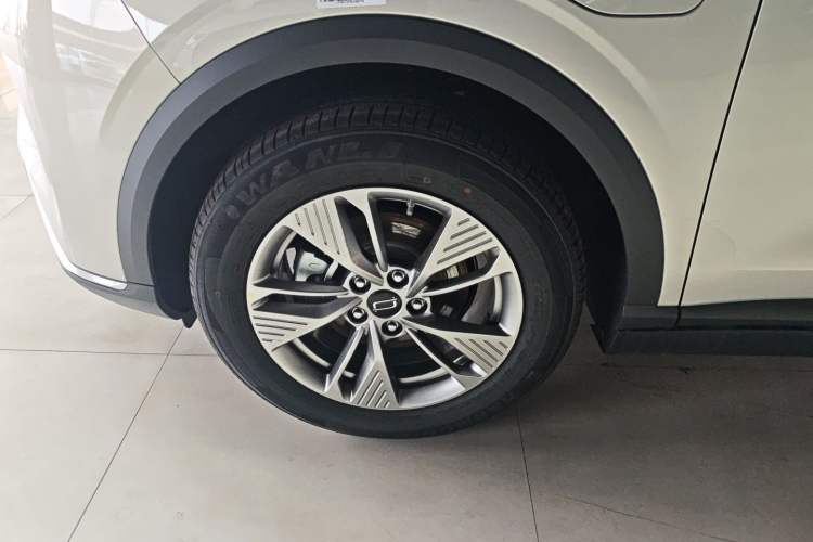 Used Bestune Yueyi 03 2025 565km Enjoy Edition Left Front Wheel Hub