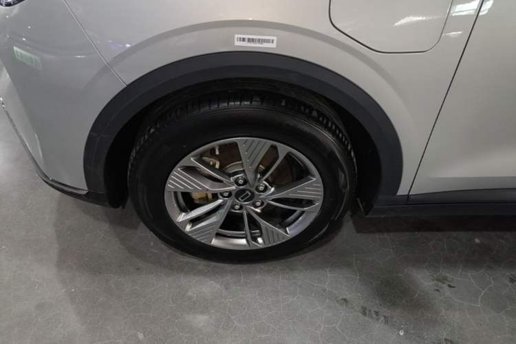 Used Bestune Yueyi 03 2025 565km Enjoy Edition Left Front Wheel Hub