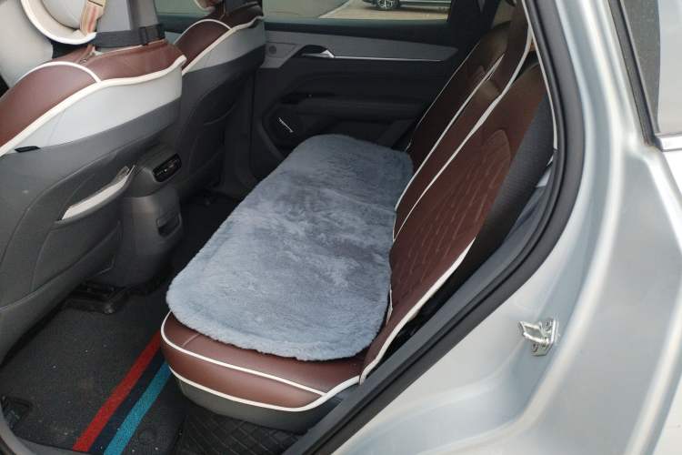 Used Bestune Yueyi 03 2025 445km Joyful Edition Left Rear Seat