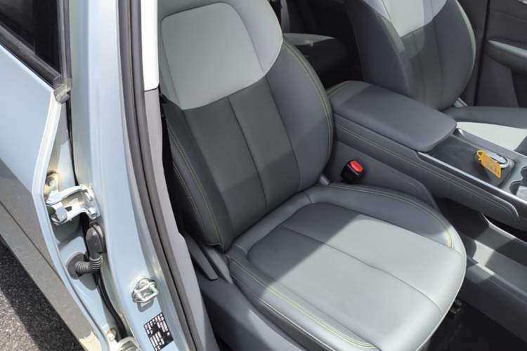 Used Bestune Yueyi 03 2025 565km Enjoy Edition Right Front Seat