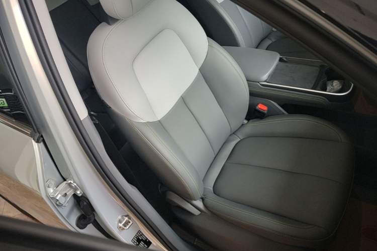 Used Bestune Yueyi 03 2025 565km Enjoy Edition Right Front Seat