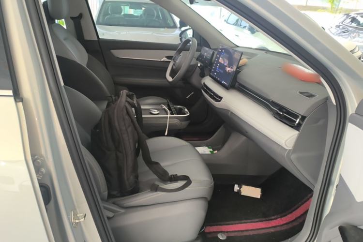 Used Bestune Yueyi 03 2025 565km Enjoy Edition Right Front Seat