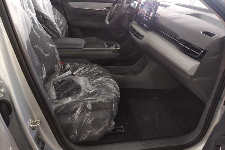 Used Bestune Yueyi 03 2025 565km Enjoy Edition Right Front Seat