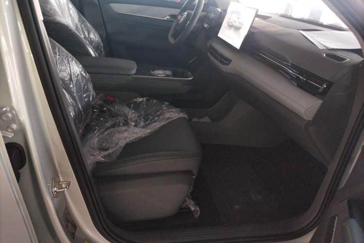 Used Bestune Yueyi 03 2025 565km Enjoy Edition Right Front Seat