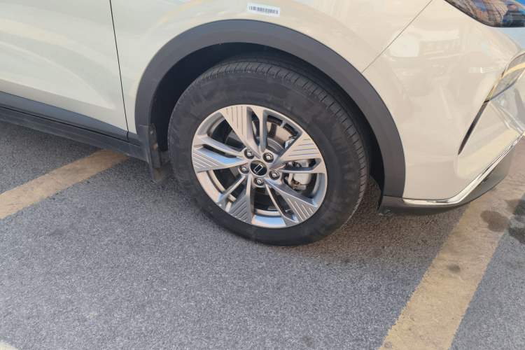 Used Bestune Yueyi 03 2025 565km Enjoy Edition Right Front Wheel Hub