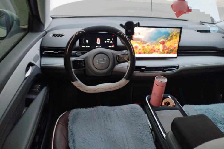 Used Bestune Yueyi 03 2025 445km Joyful Edition Steering Wheel