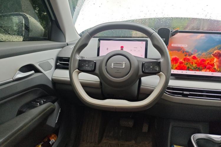 Used Bestune Yueyi 03 2025 445km Joyful Edition Steering Wheel