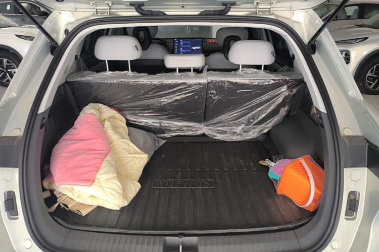 Used Bestune Yueyi 03 2025 565km Enjoy Edition Trunk