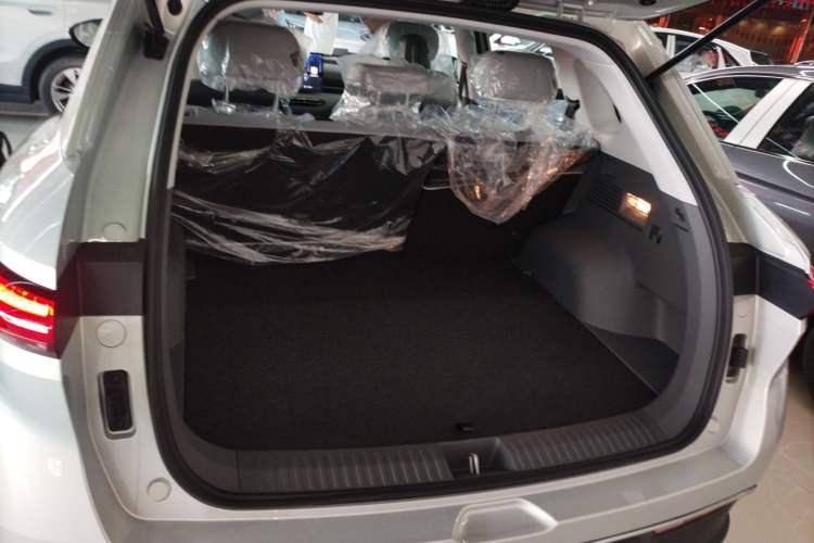 Used Bestune Yueyi 03 2025 565km Enjoy Edition Trunk