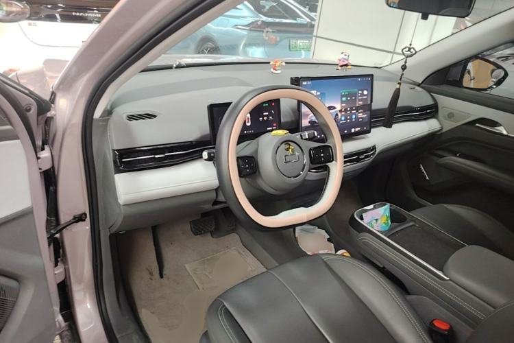 Used Bestune Yueyi 03 2025 445km Joyful Edition Steering Wheel