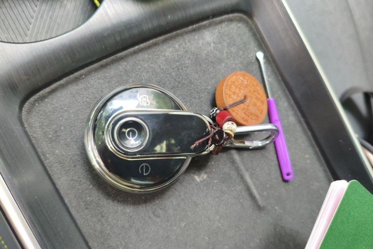 Used Bestune Yueyi 03 2025 565km Premium Edition Vehicle Key