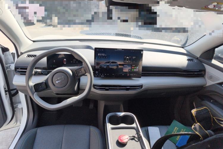 Used Bestune Yueyi 03 2025 565km Comfort Edition Center Console