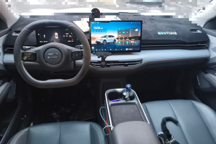 Used Bestune Yueyi 03 2025 565km Enjoy Edition Center Console