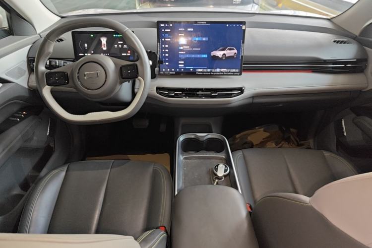 Used Bestune Yueyi 03 2025 565km Premium Edition Center Console