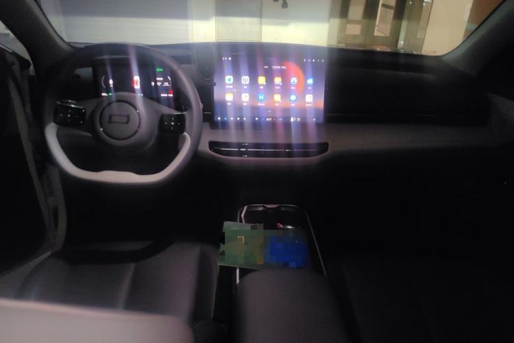 Used Bestune Yueyi 03 2025 565km Premium Edition Center Console
