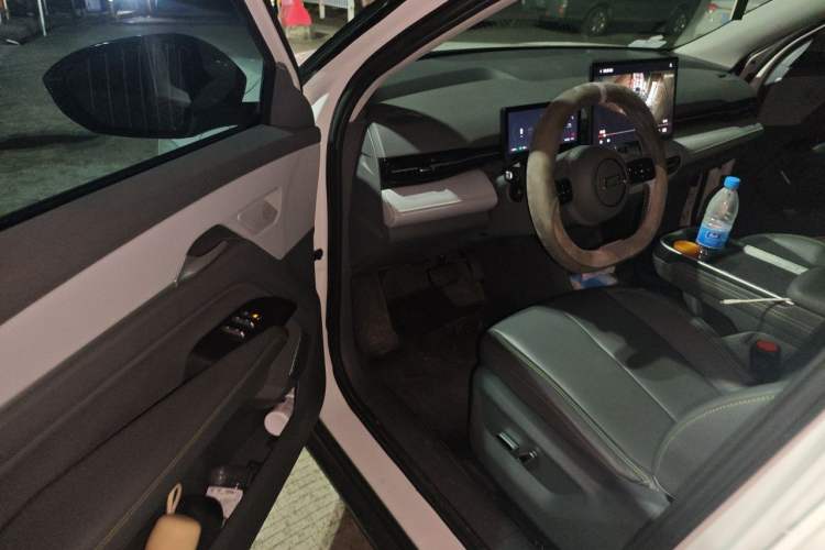 Used Bestune Yueyi 03 2025 565km Enjoy Edition Driver Seat