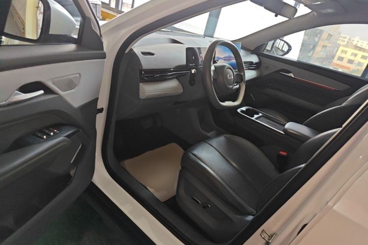 Used Bestune Yueyi 03 2025 565km Premium Edition Driver Seat