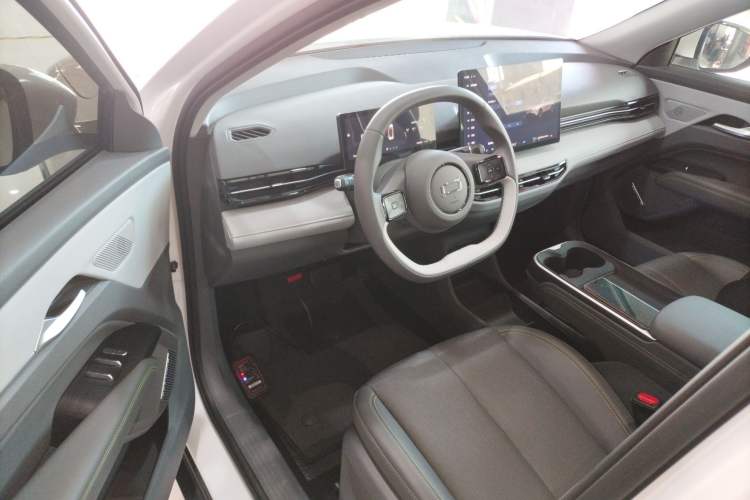 Used Bestune Yueyi 03 2025 445km Joyful Edition Driver Seat