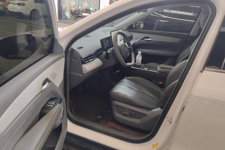 Used Bestune Yueyi 03 2025 565km Enjoy Edition Driver Seat